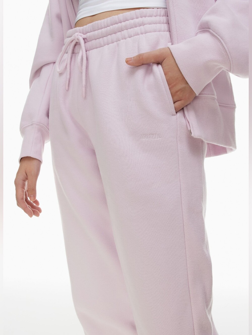 aritzia straight leg boyfriend fit sweatpants Suger Plum